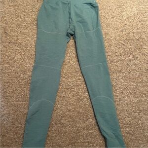 Alphalete revivals - great condition. Only tried on. Capri sun shade